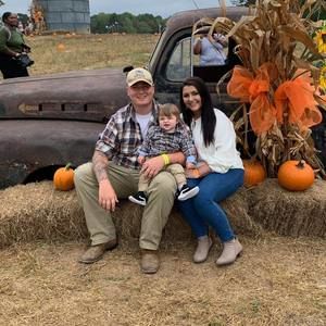 Meet your Posher, Kayla